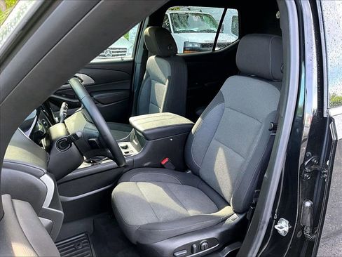 Used 2023 Chevrolet Traverse LT AWD/4WD image 10