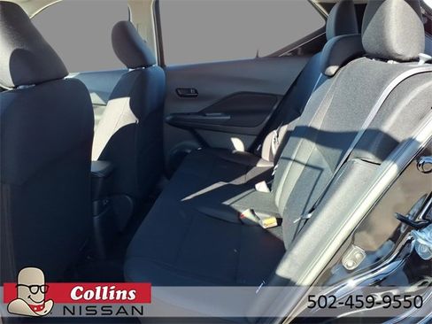 New 2025 Nissan Kicks Play S image 5