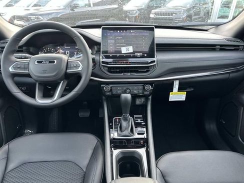 New 2026 Jeep Compass Latitude w/ Sun and Sound Group AWD/4WD image 13