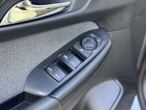 Certified 2024 Chevrolet TrailBlazer LT w/ LT Cold Weather Package image 19