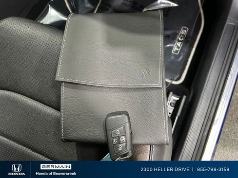 Used 2023 Volkswagen Taos SEL AWD/4WD image 30