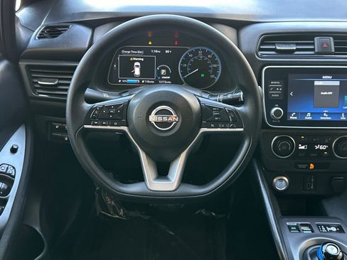 Used 2024 Nissan Leaf S FWD image 14