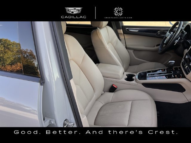 Used 2023 Porsche Macan AWD/4WD image 22