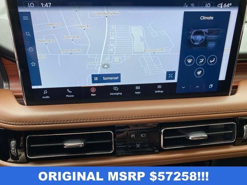 Used 2023 Lincoln Nautilus Reserve AWD/4WD image 12