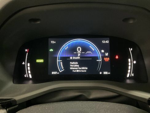 Used 2025 Toyota Camry SE FWD image 20