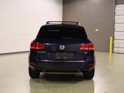 Used 2013 Volkswagen Touareg VR6 AWD/4WD image 9