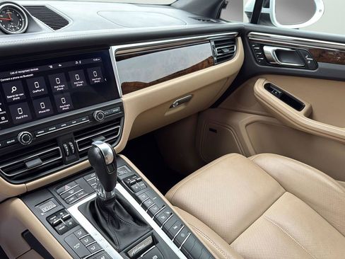 Used 2020 Porsche Macan AWD/4WD image 20