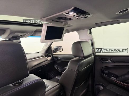 Used 2019 GMC Yukon XL SLT w/ Open Road Package AWD/4WD image 19