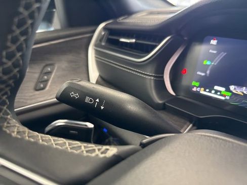 Used 2024 Jeep Grand Cherokee Limited 4xe image 41