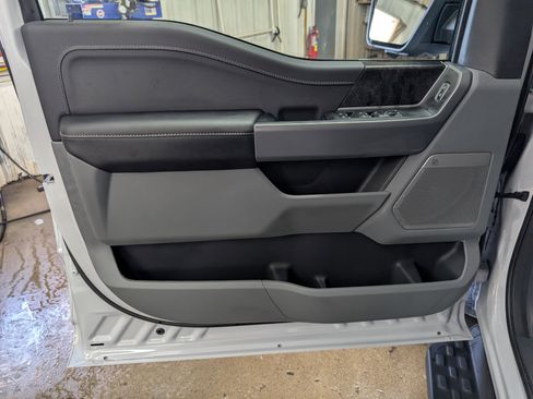 New 2025 Ford F150 Lightning Flash AWD/4WD image 12