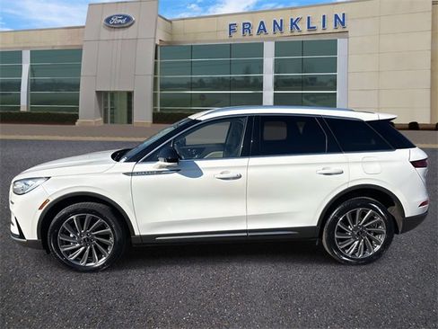 Certified 2023 Lincoln Corsair Reserve image 4