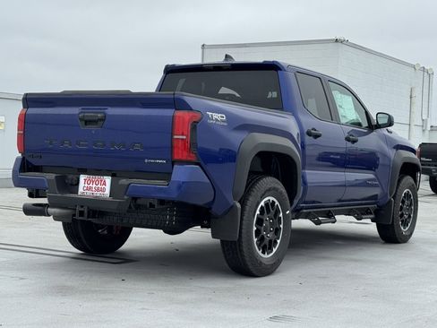 New 2025 Toyota Tacoma TRD Off-Road image 13