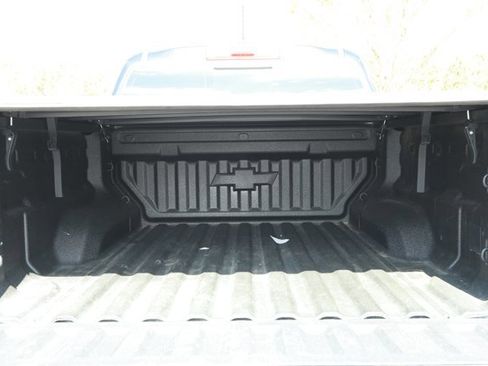 Used 2025 Chevrolet Colorado Trail Boss image 8