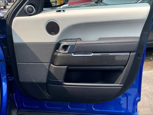 Used 2022 Land Rover Range Rover Sport SVR image 24
