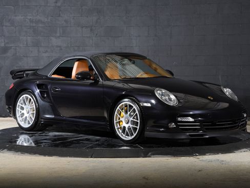 Used 2011 Porsche 911 Turbo S AWD/4WD image 9