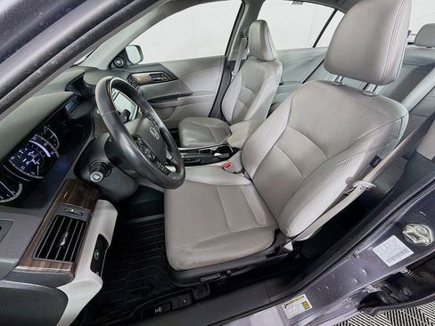 Used 2017 Honda Accord EX-L image 12