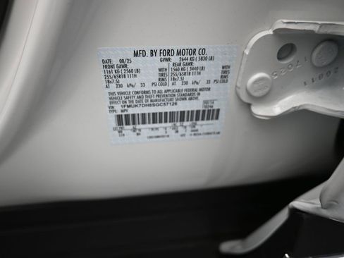 New 2025 Ford Explorer Active image 19