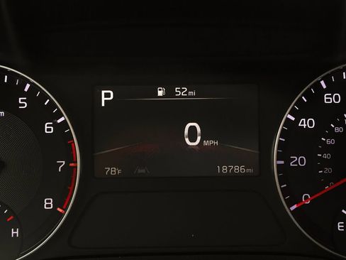 Used 2024 Kia Forte LXS image 16