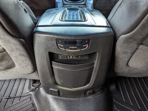 Used 2016 Cadillac Escalade Platinum image 44