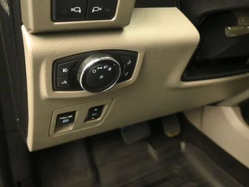 Certified 2019 Ford F150 Lariat AWD/4WD image 15