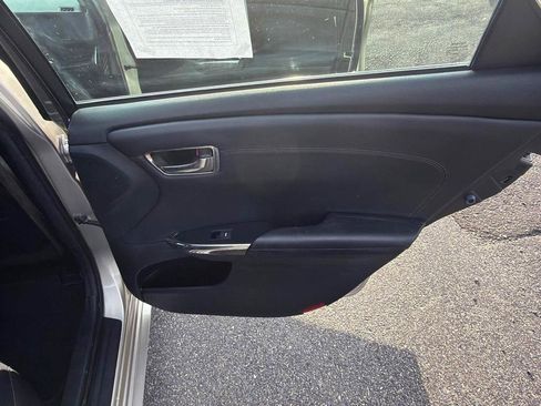 Used 2017 Toyota Avalon XLE image 29