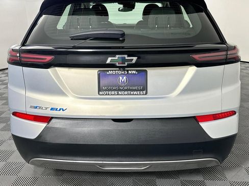 Used 2023 Chevrolet Bolt EUV LT FWD image 21