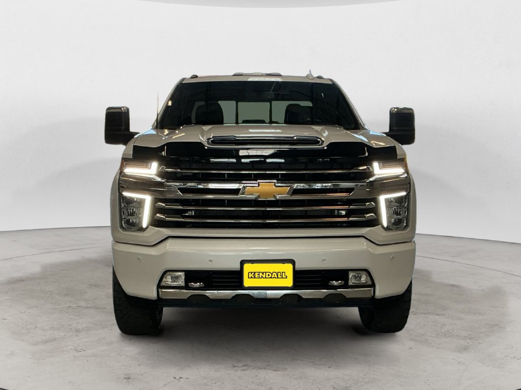 Used 2022 Chevrolet Silverado 3500 High Country AWD/4WD image 3