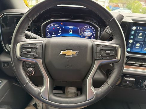 Used 2022 Chevrolet Silverado 1500 LT w/ Protection Package image 13