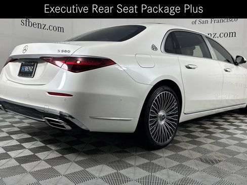 Certified 2022 Mercedes-Benz Maybach S 580 4MATIC image 5