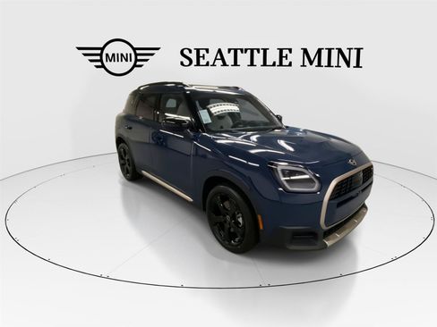 Used 2026 MINI Cooper Countryman S w/ Comfort Package Max AWD/4WD image 2