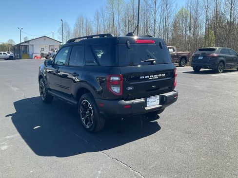 New 2026 Ford Bronco Sport Outer Banks w/ Outer Banks Tech Package+ AWD/4WD image 7