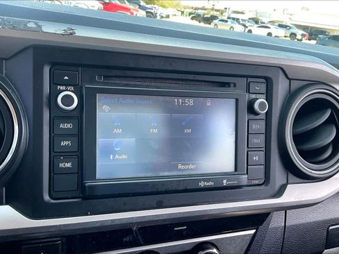 Used 2016 Toyota Tacoma SR5 w/ SR5 Appearance Package (SN) image 31