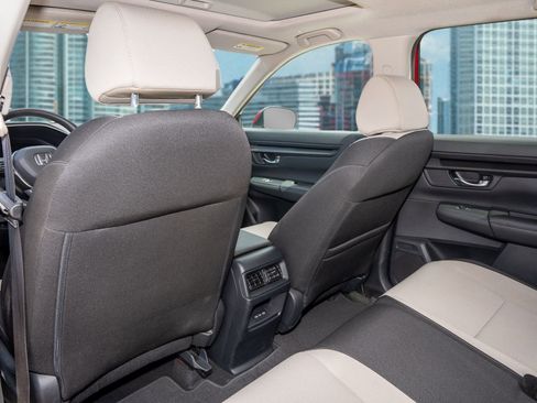 Used 2024 Honda CR-V EX image 18