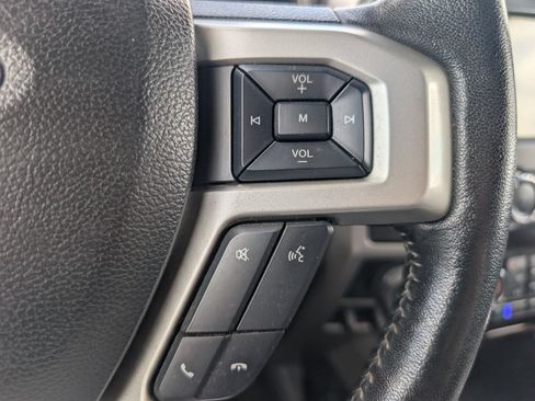 Used 2019 Ford F150 Lariat w/ Trailer Tow Package AWD/4WD image 19