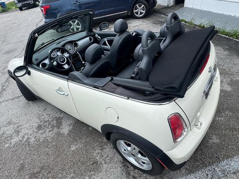 Used 2007 MINI Cooper Convertible FWD image 5