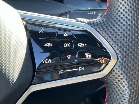 Used 2024 Volkswagen GTI SE image 17