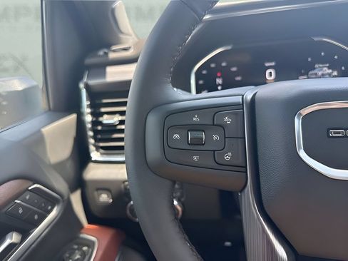 New 2026 GMC Sierra 3500 Denali Ultimate AWD/4WD image 17