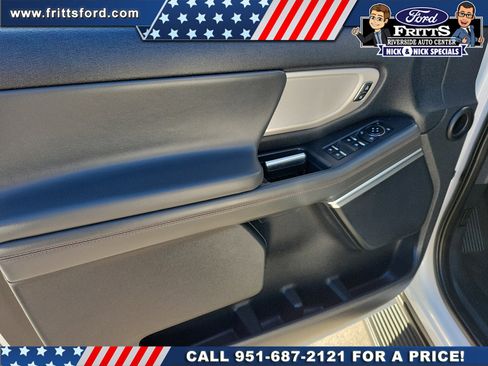 Certified 2025 Ford Expedition Active image 13