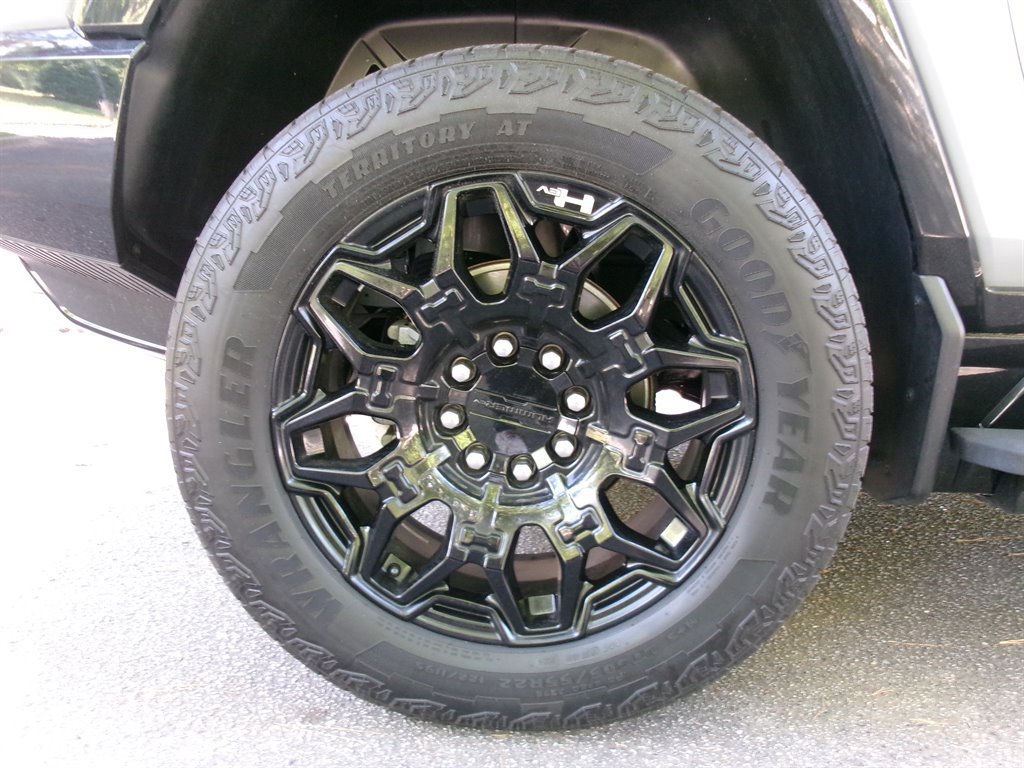 Used 2024 GMC Hummer EV 2X AWD/4WD image 48