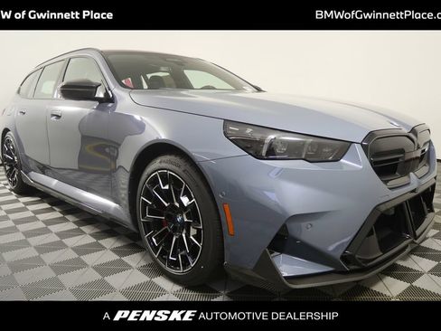 New 2027 BMW M5 Touring AWD/4WD image 1