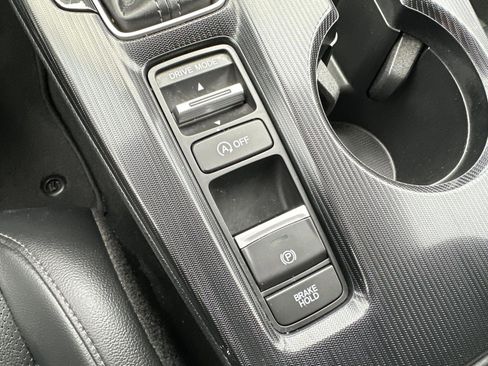 Certified 2024 Honda Civic Sport Touring image 30