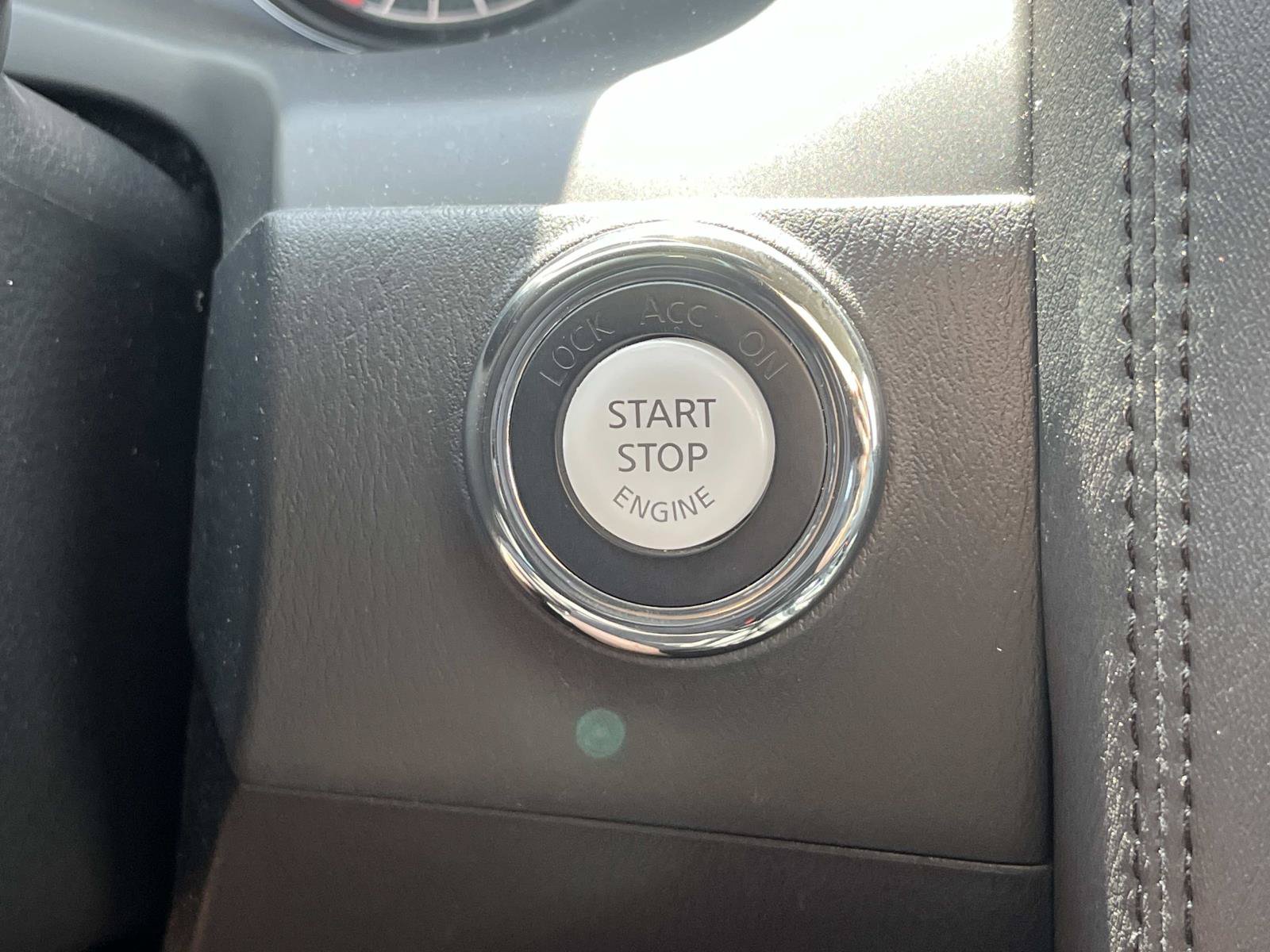 Used 2024 Nissan Armada SV RWD image 37