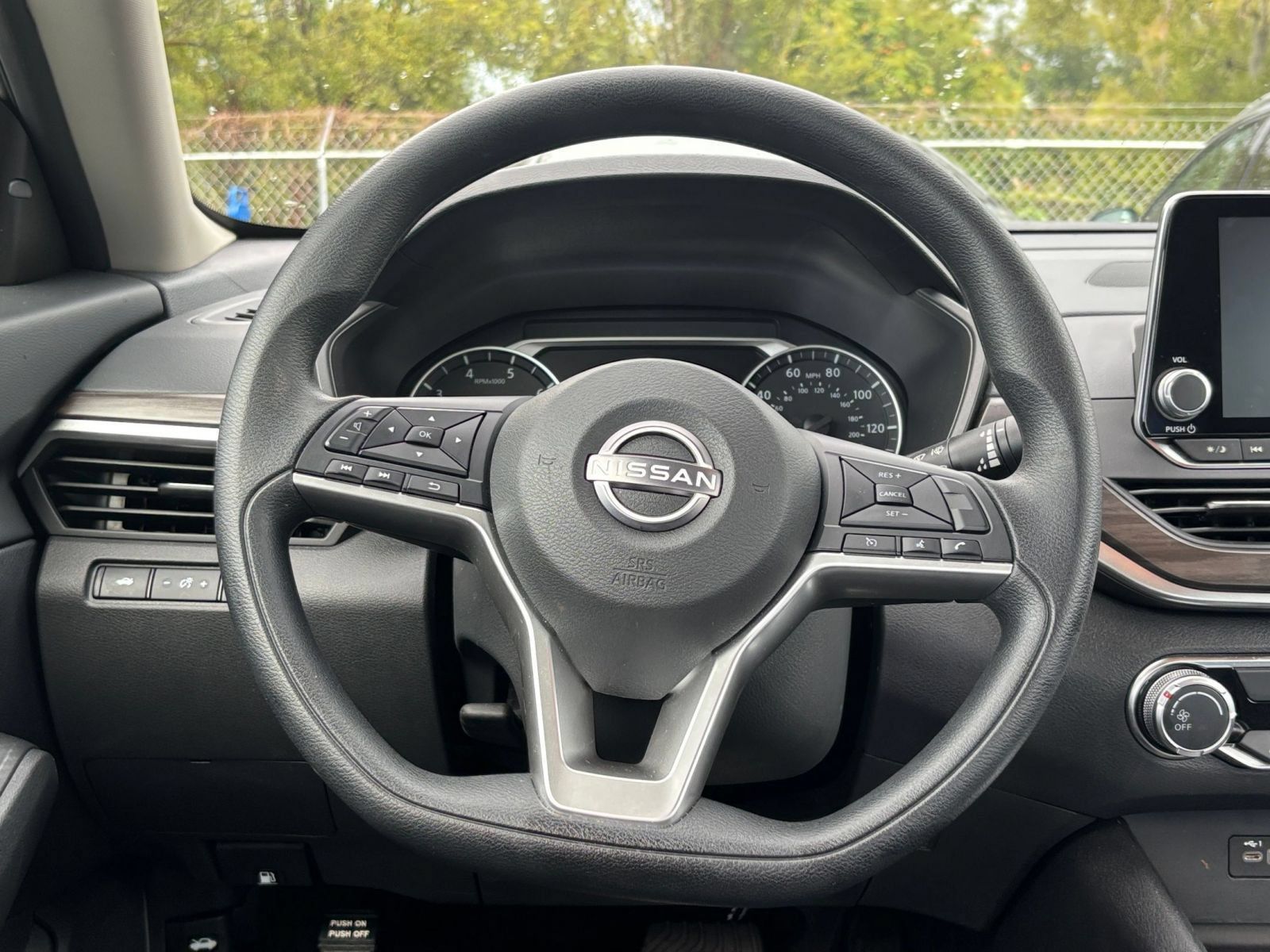 Used 2026 Nissan Altima 2.5 SV FWD image 27