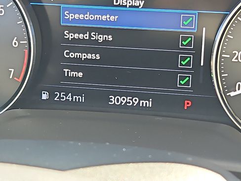 Used 2022 Buick Envision Avenir w/ Technology Package II AWD/4WD image 21