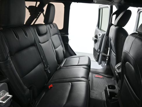 Used 2020 Jeep Wrangler Unlimited Sport S AWD/4WD image 13