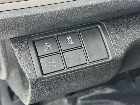 Used 2019 Honda Civic EX-L image 10