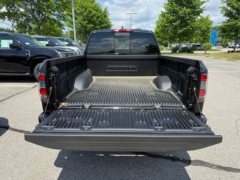 New 2026 Nissan Frontier SV w/ Tow Package AWD/4WD image 10