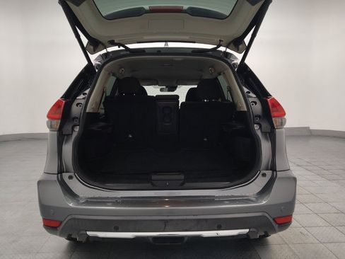 Used 2020 Nissan Rogue SV AWD/4WD image 29