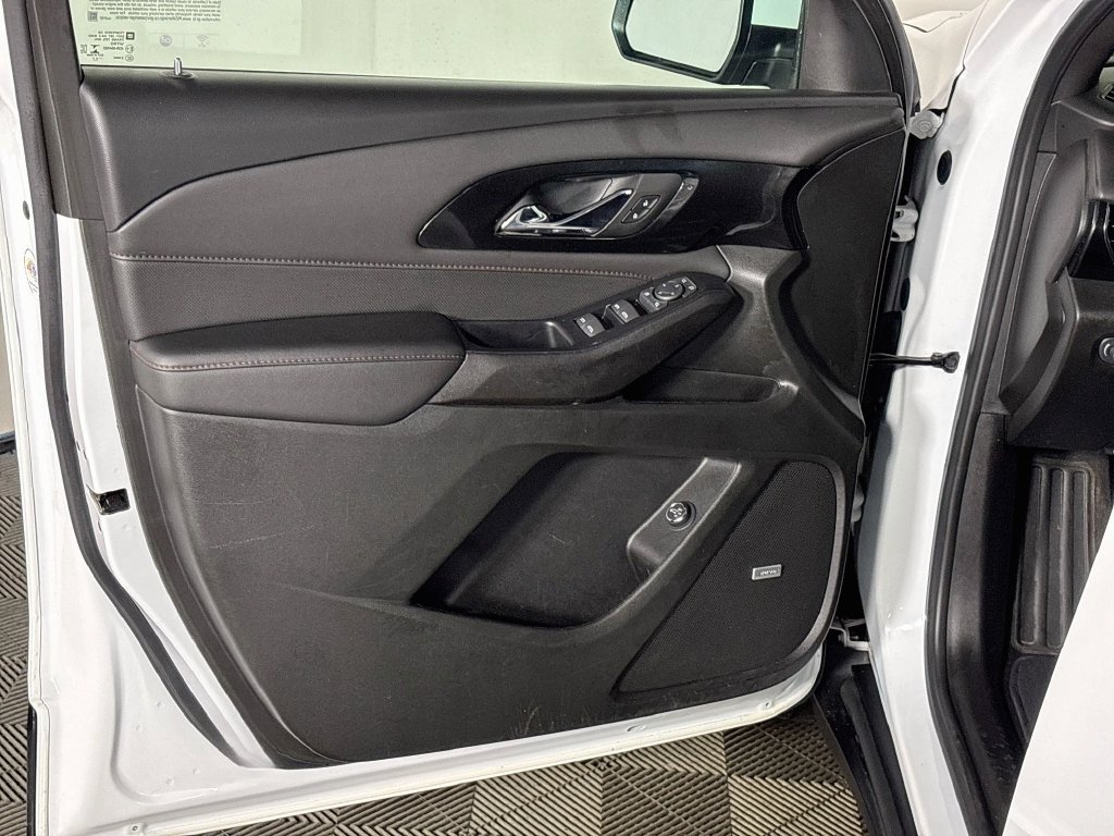 Used 2022 Chevrolet Traverse RS AWD/4WD image 10