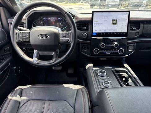 Used 2023 Ford Expedition Limited AWD/4WD image 23